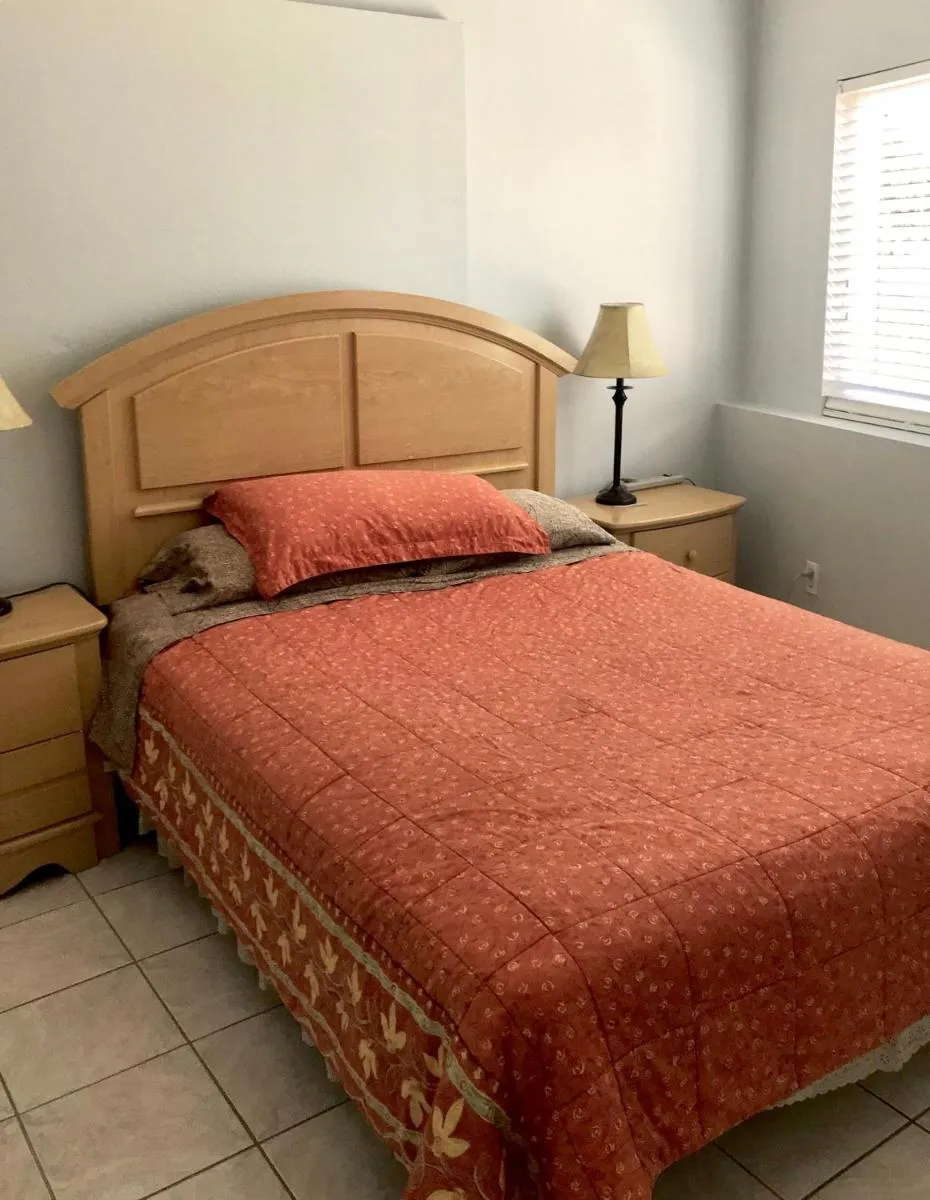 Image 6 of 3 Bedrooms Guest House, Pacific Beach, Sea World, Downtown,& 3 bus lines-3