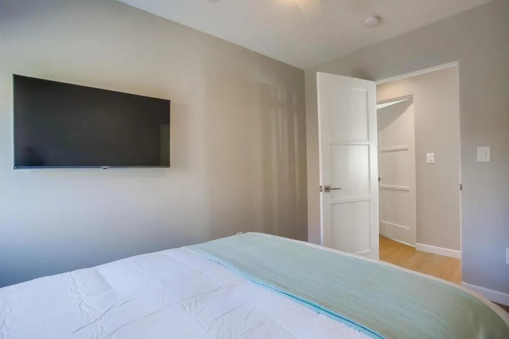 Image 6 of 7BD Family, Event Friendly, 2 blocks to Beach, Boardwalk