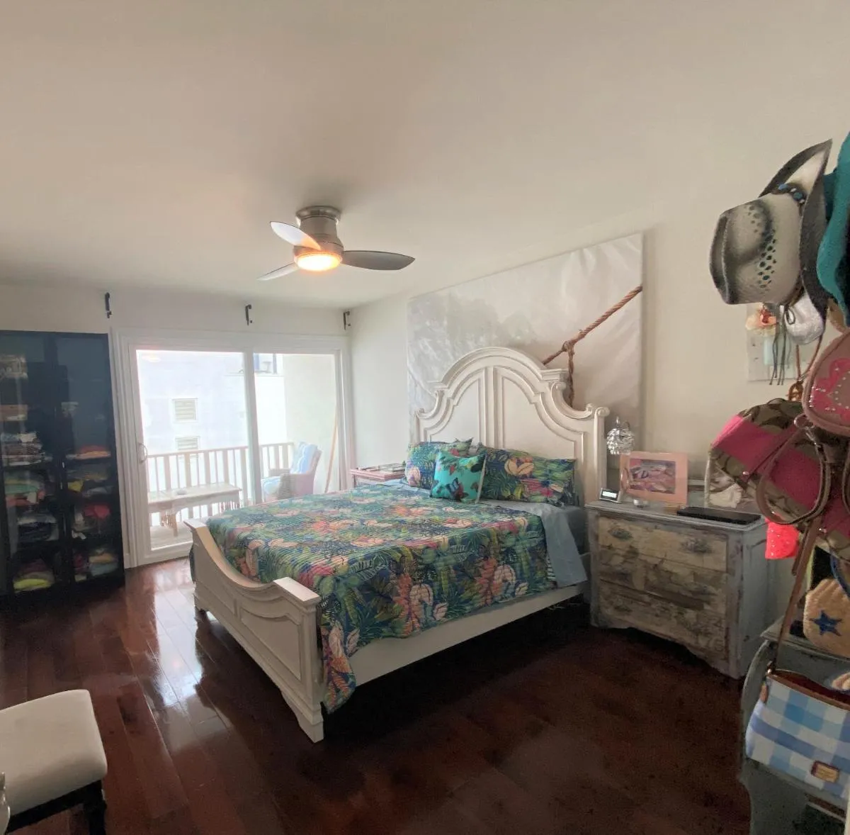 Image 1 of Bay Beach Bungalow