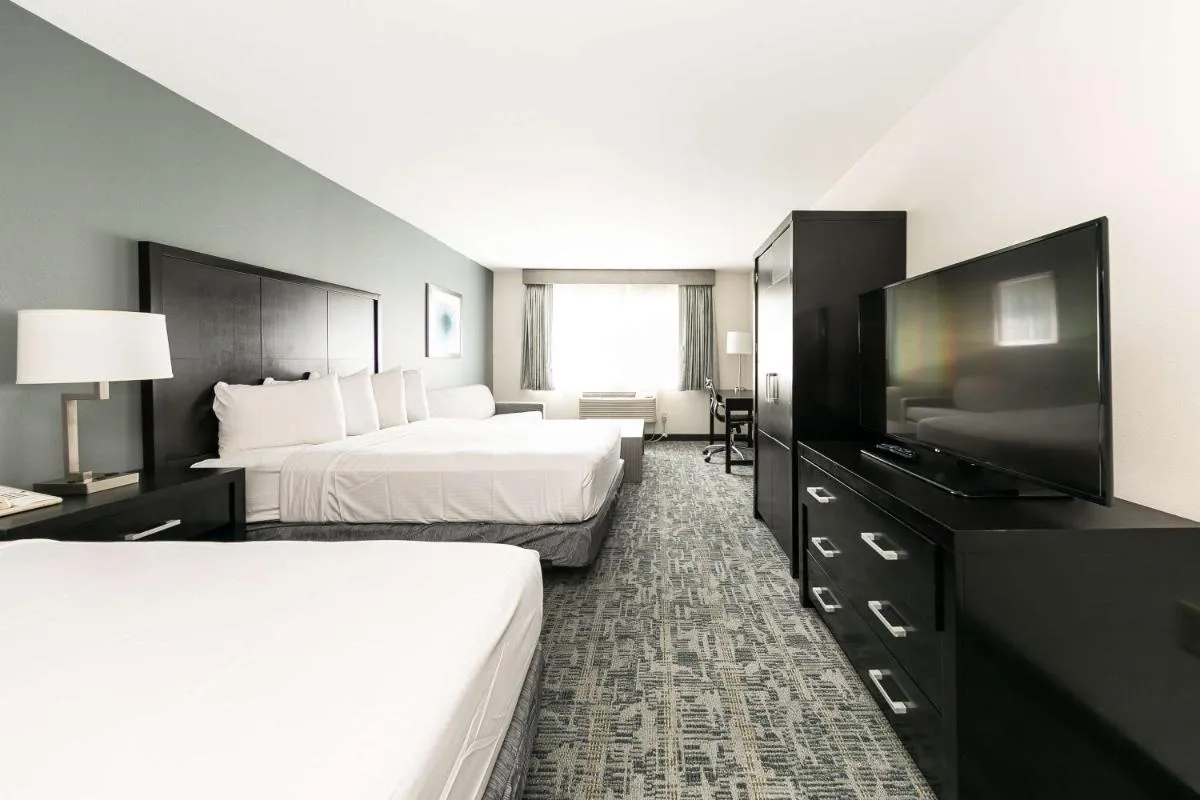 Image 6 of Best Western Inn & Suites San Diego Zoo -SeaWorld Area