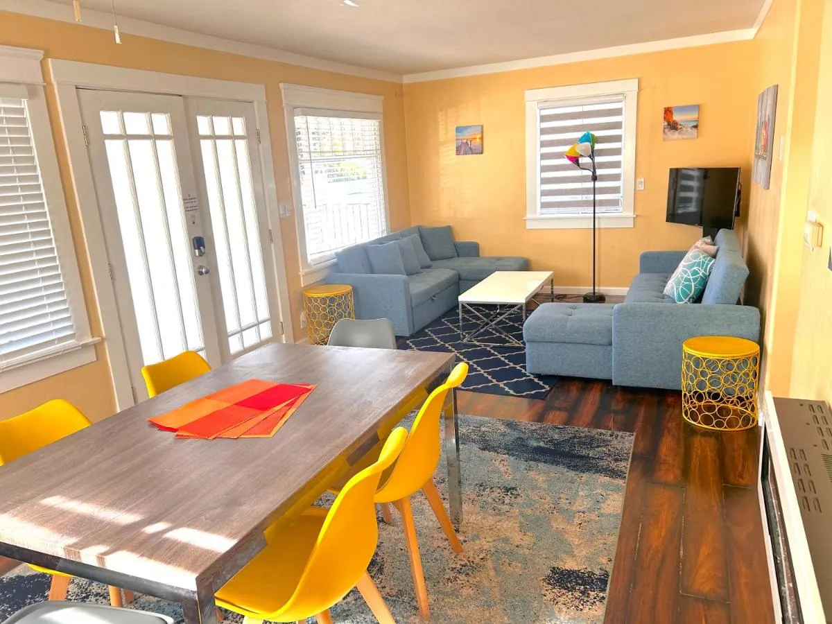 Image 4 of Casa California