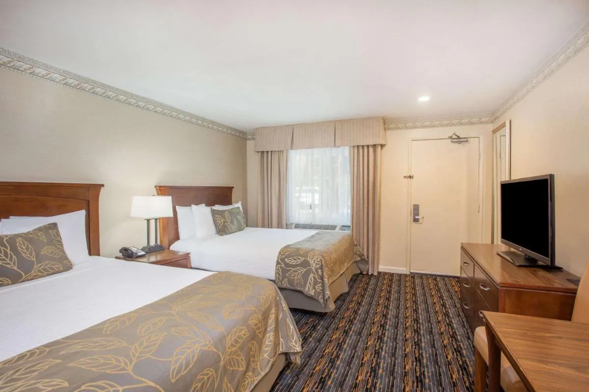 Image 1 of Days Inn by Wyndham San Diego Hotel Circle