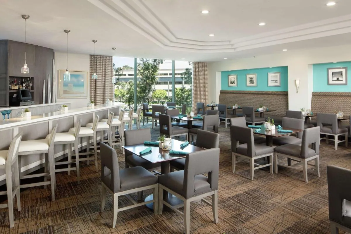 Image 4 of DoubleTree By Hilton San Diego Hotel Circle