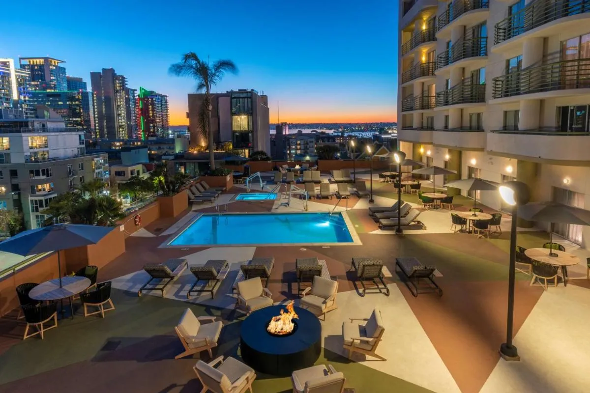 Image 3 of DoubleTree by Hilton San Diego Downtown