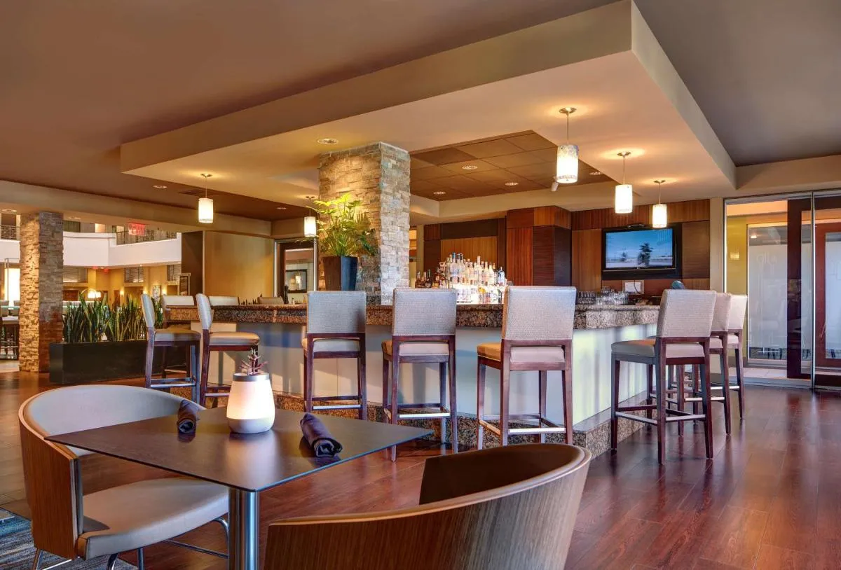 Image 4 of Embassy Suites by Hilton San Diego La Jolla