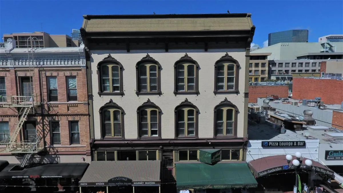 Image 3 of Gaslamp Hostel