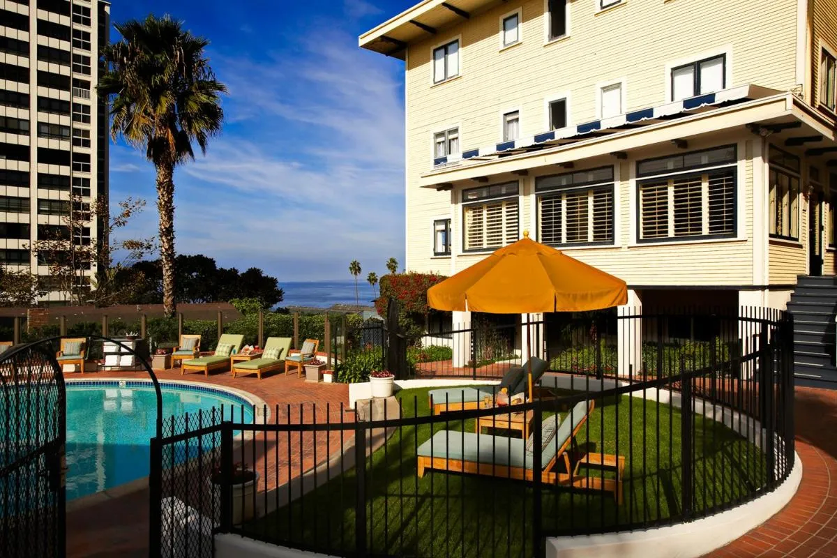 Image 2 of Grande Colonial La Jolla