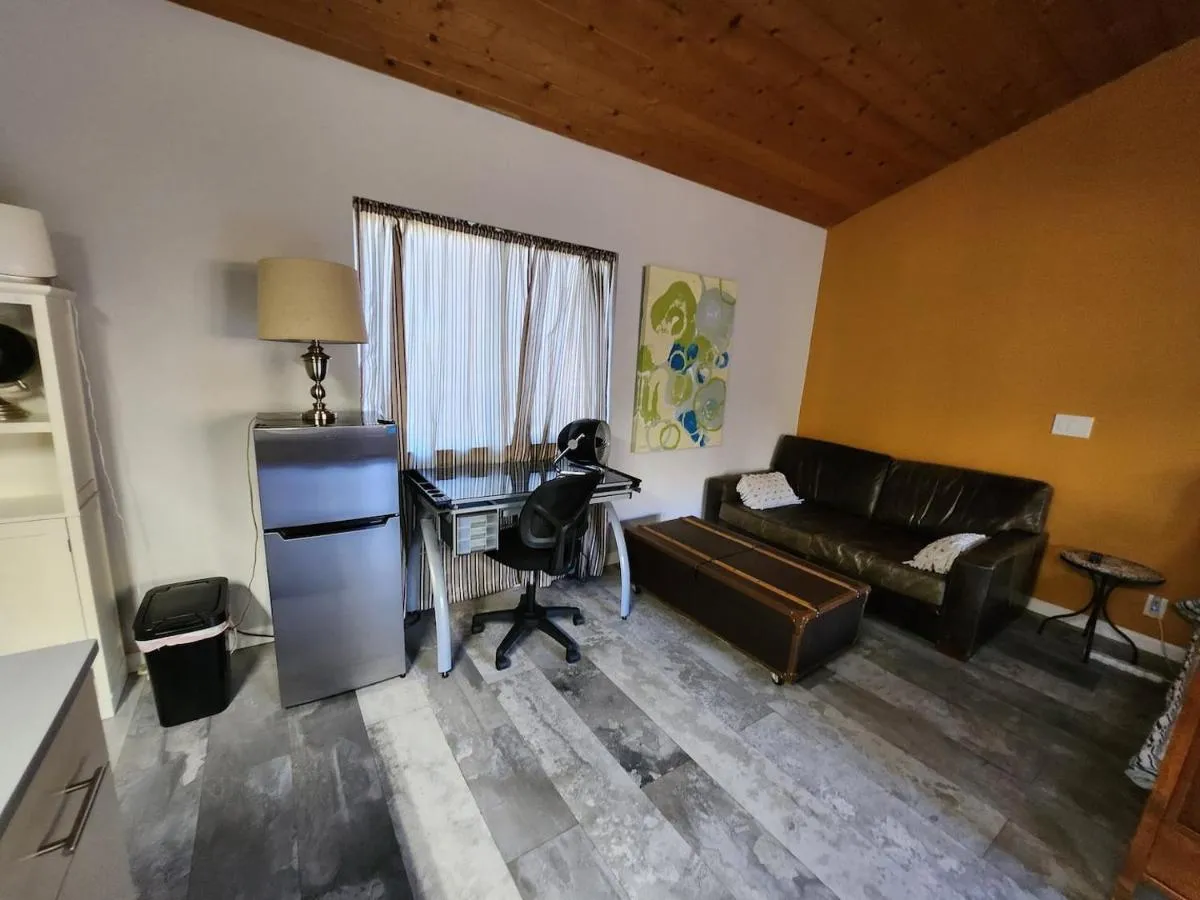 Image 3 of Guest Suite Torrey Pines Golf, Salk, Scripp, Ucsd