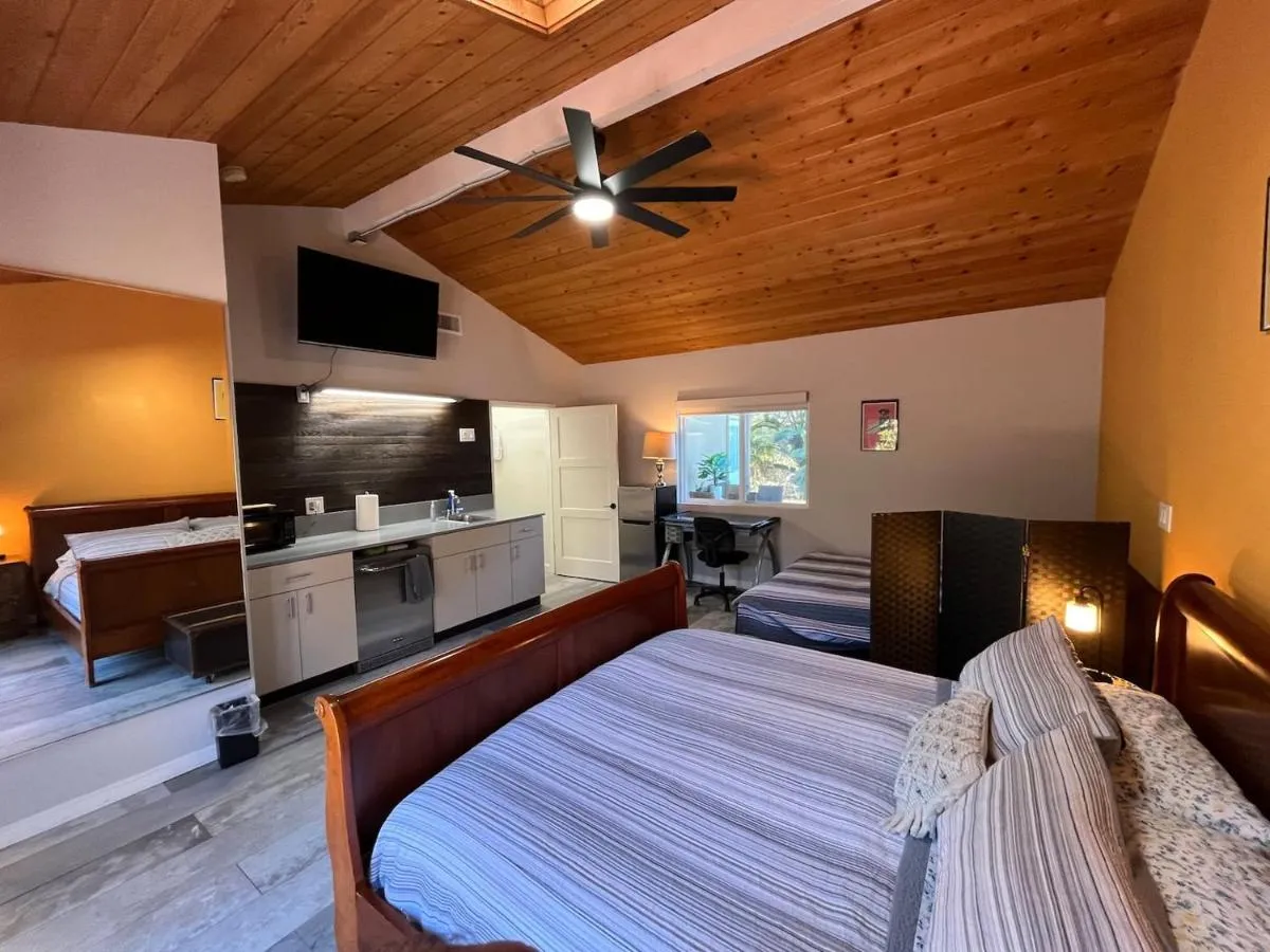 Image 6 of Guest Suite Torrey Pines Golf, Salk, Scripp, Ucsd