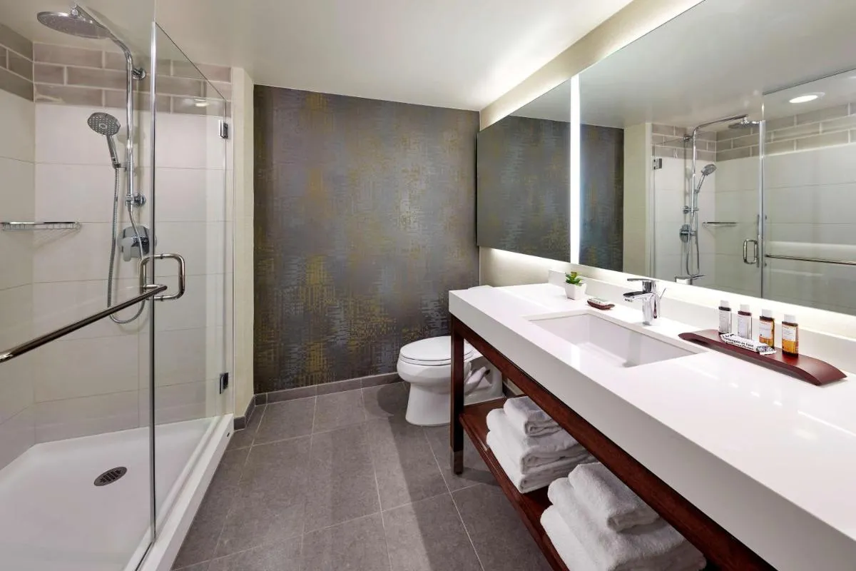 Image 2 of Hilton Garden Inn San Diego Old Town/Sea World Area