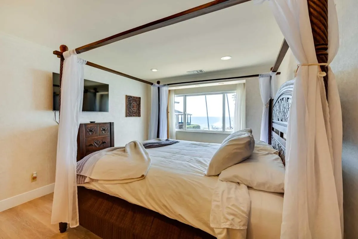 Image 1 of La Jolla Condo with Ocean Views, Walk to Shell Beach