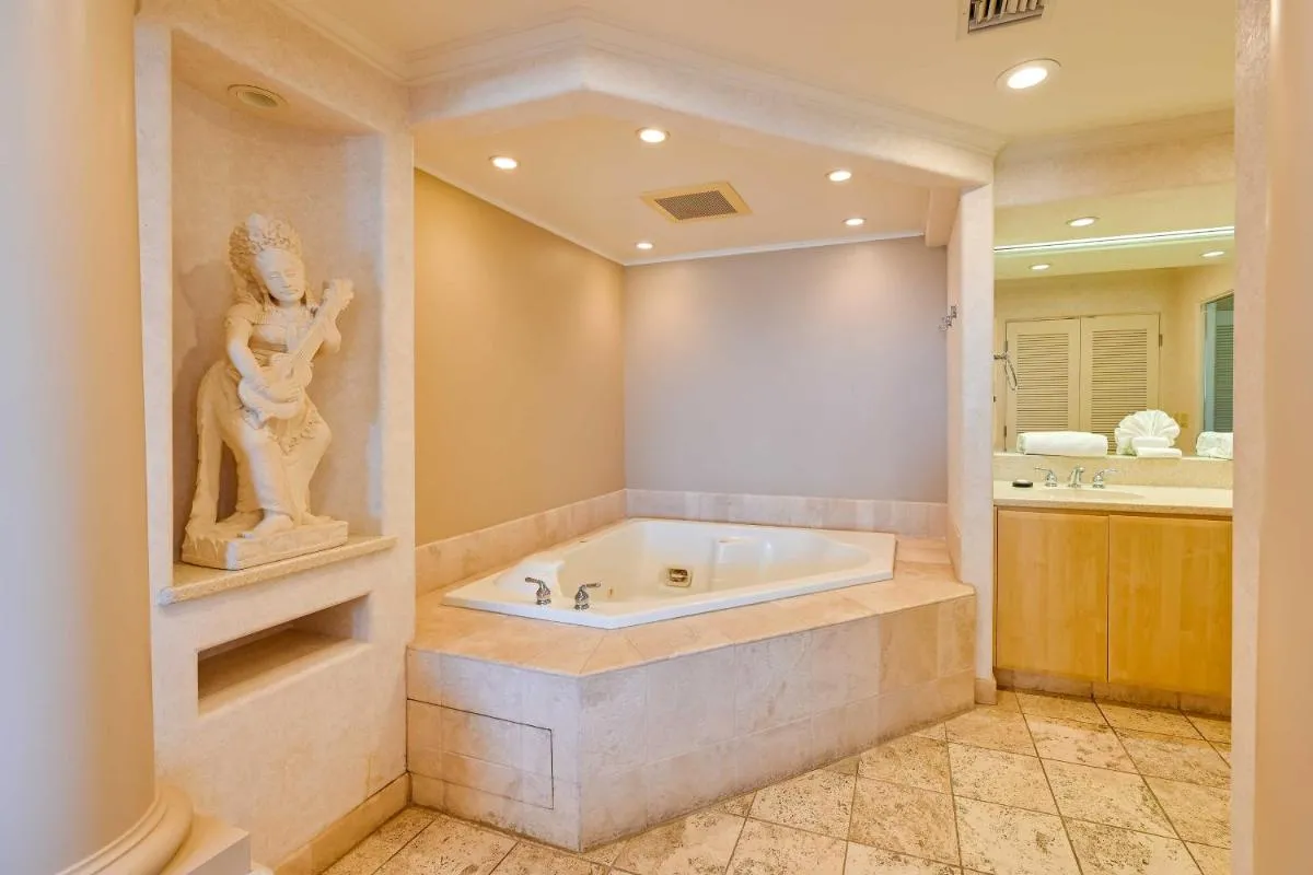 Image 2 of La Jolla Condo with Ocean Views, Walk to Shell Beach