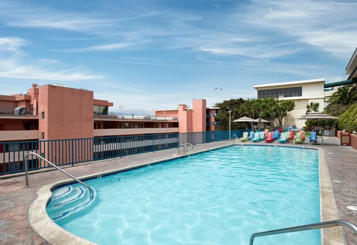 Image 2 of La Jolla Cove Suites