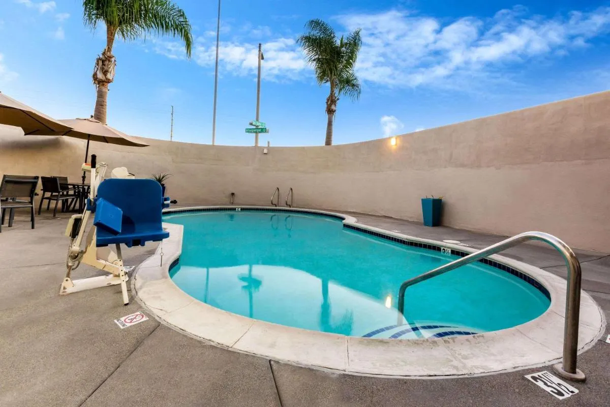 Image 3 of La Quinta by Wyndham San Diego Mission Bay