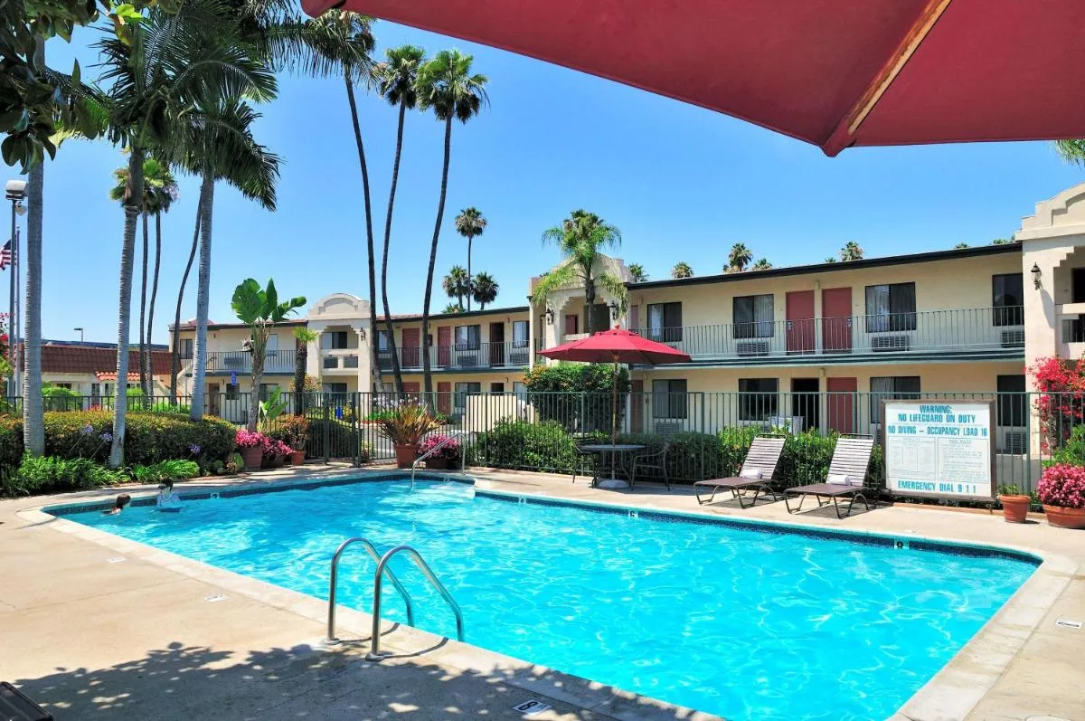 Image 3 of Lamplighter Inn & Suites at SDSU