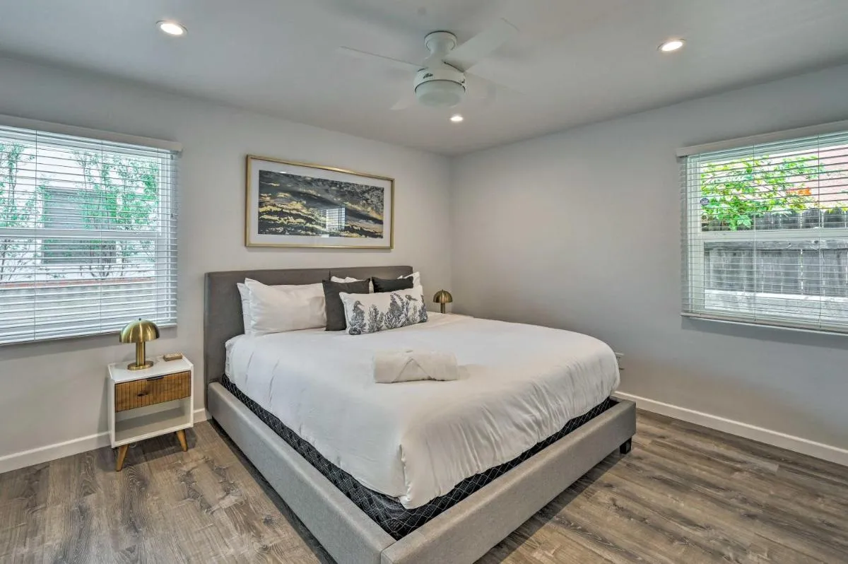 Image 6 of Mod San Diego Apt with Patio – Walk to Harbor!
