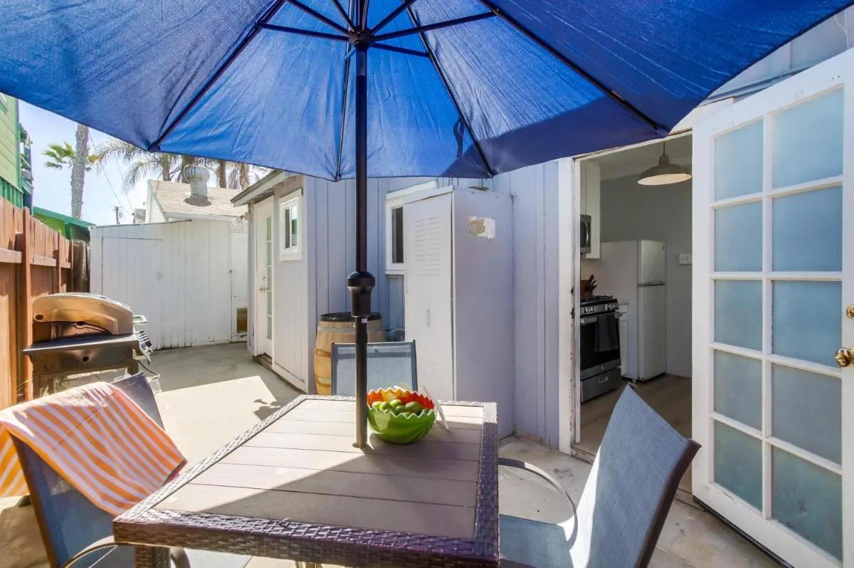 Image 3 of Ocean Beach Cottage