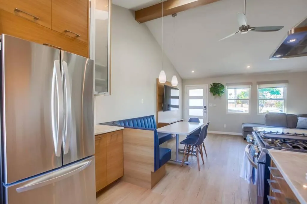 Image 3 of Ocean Beach Retreat 2BR Newly Remodeled, 2 Blocks to Sand and Shops