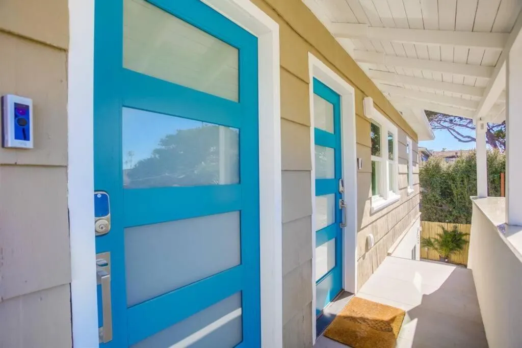 Image 2 of Ocean Beach Retreat 2BR Newly Remodeled, 2 Blocks to Sand and Shops
