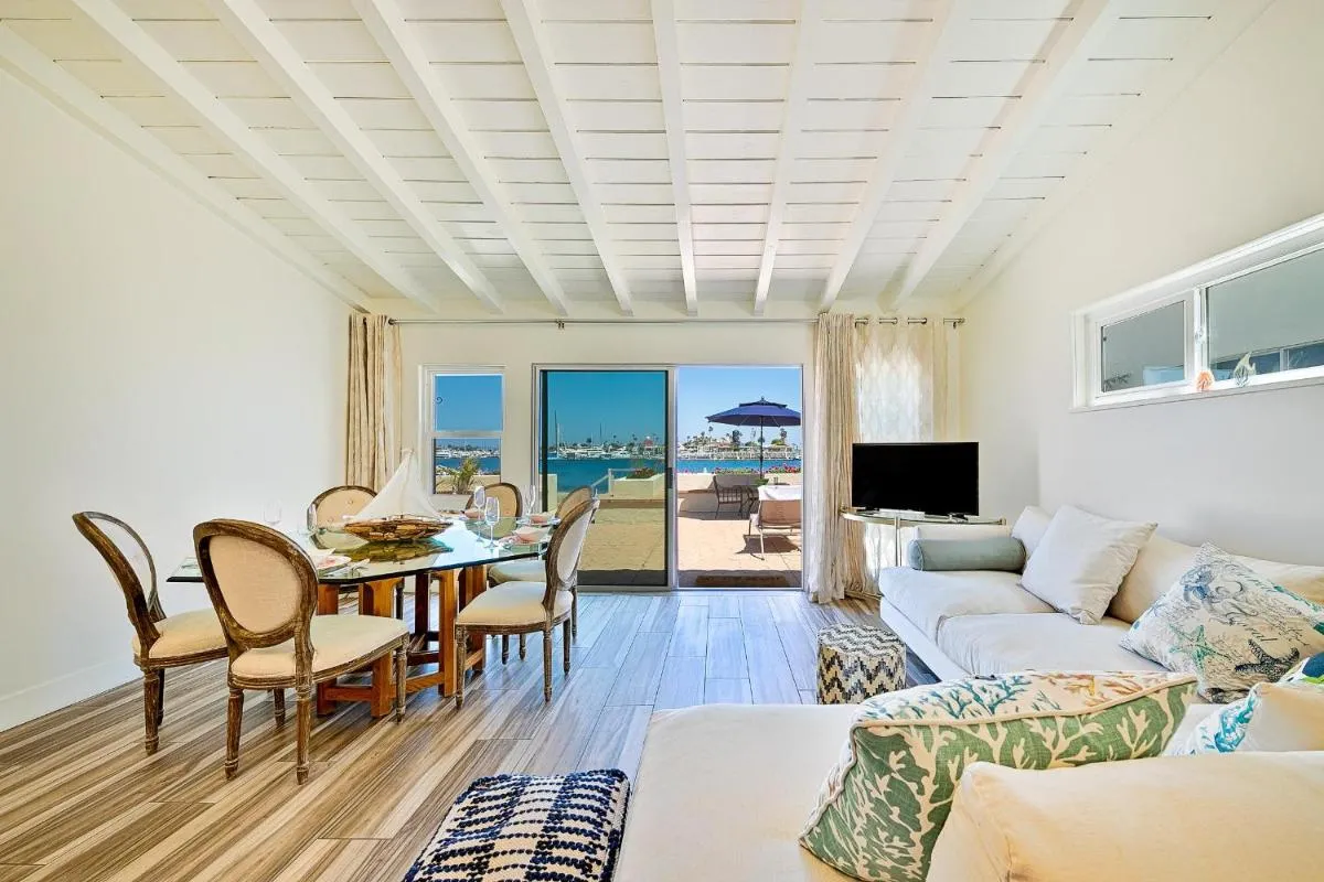 Image 4 of On The Beach Casita