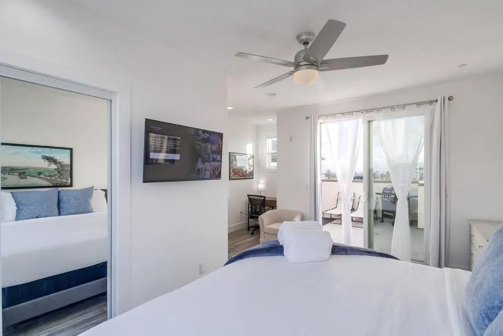 Image 4 of Park Blvd Paradise 303 king bed With a private Spa