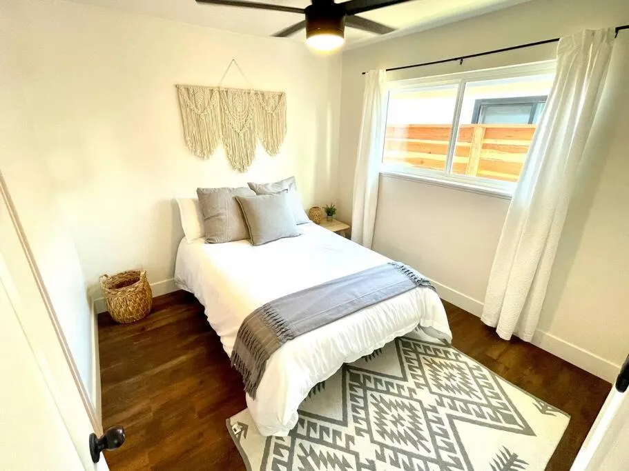 Image 1 of Peaceful Canyon Retreat