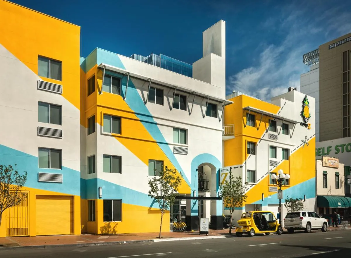 Image 5 of Staypineapple, Hotel Z, Gaslamp San Diego