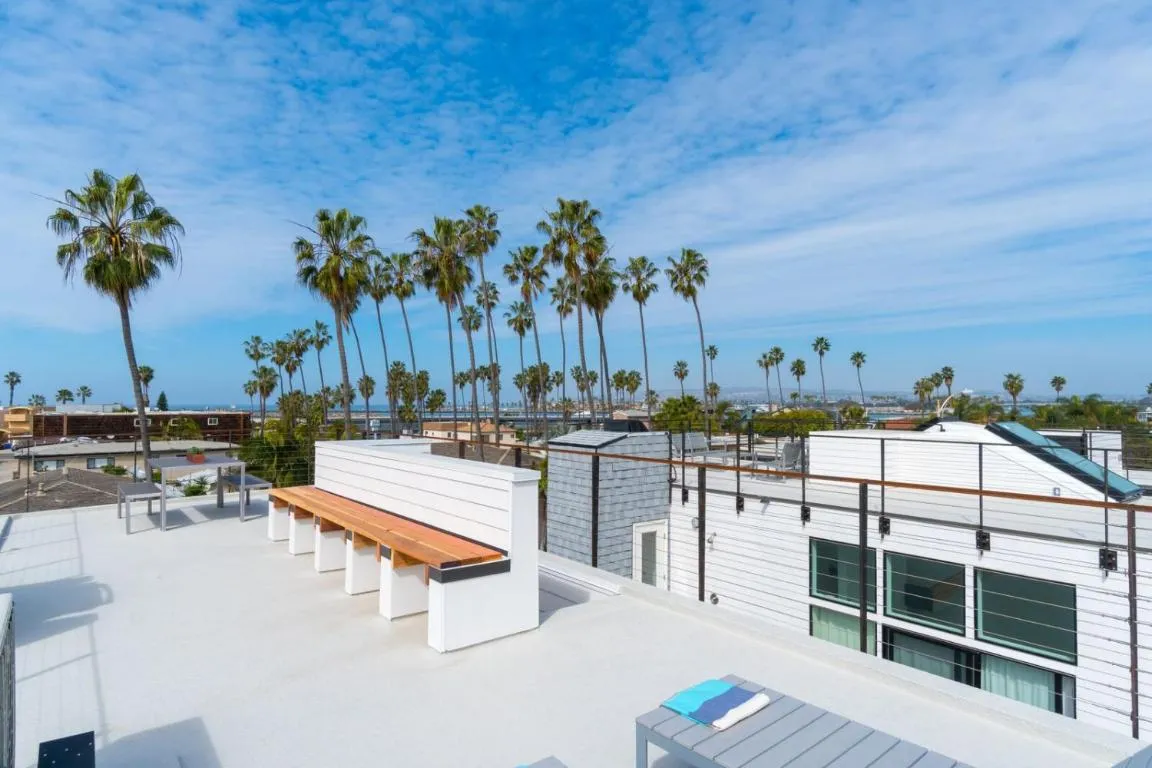 Image of Steps to the Beach, Rooftop Deck