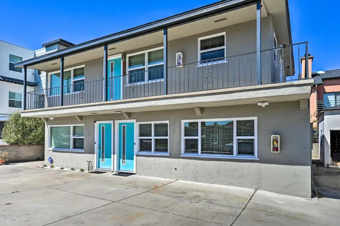 Image of Stylish San Diego Apartment with Smart TV!