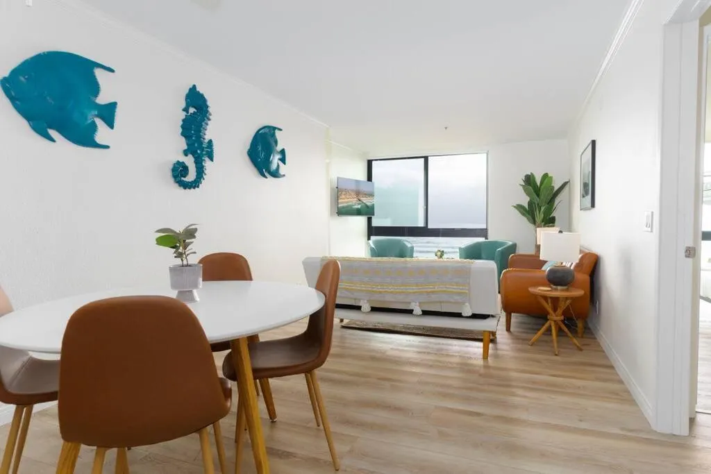 Image 5 of Sunny BEACH FRONT 2BR Condo on the Water