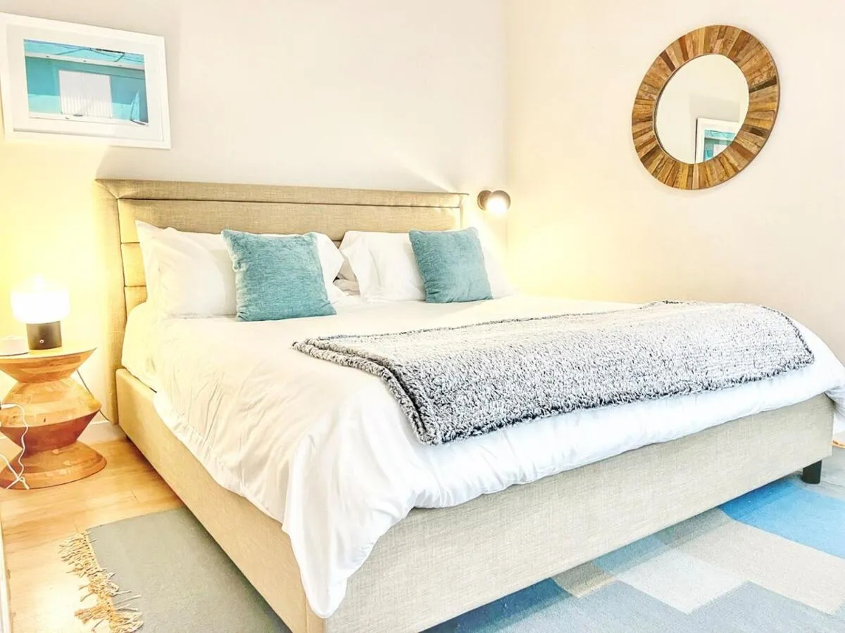 Image 1 of The Leo – One Bedroom Apartment W Private Balcony