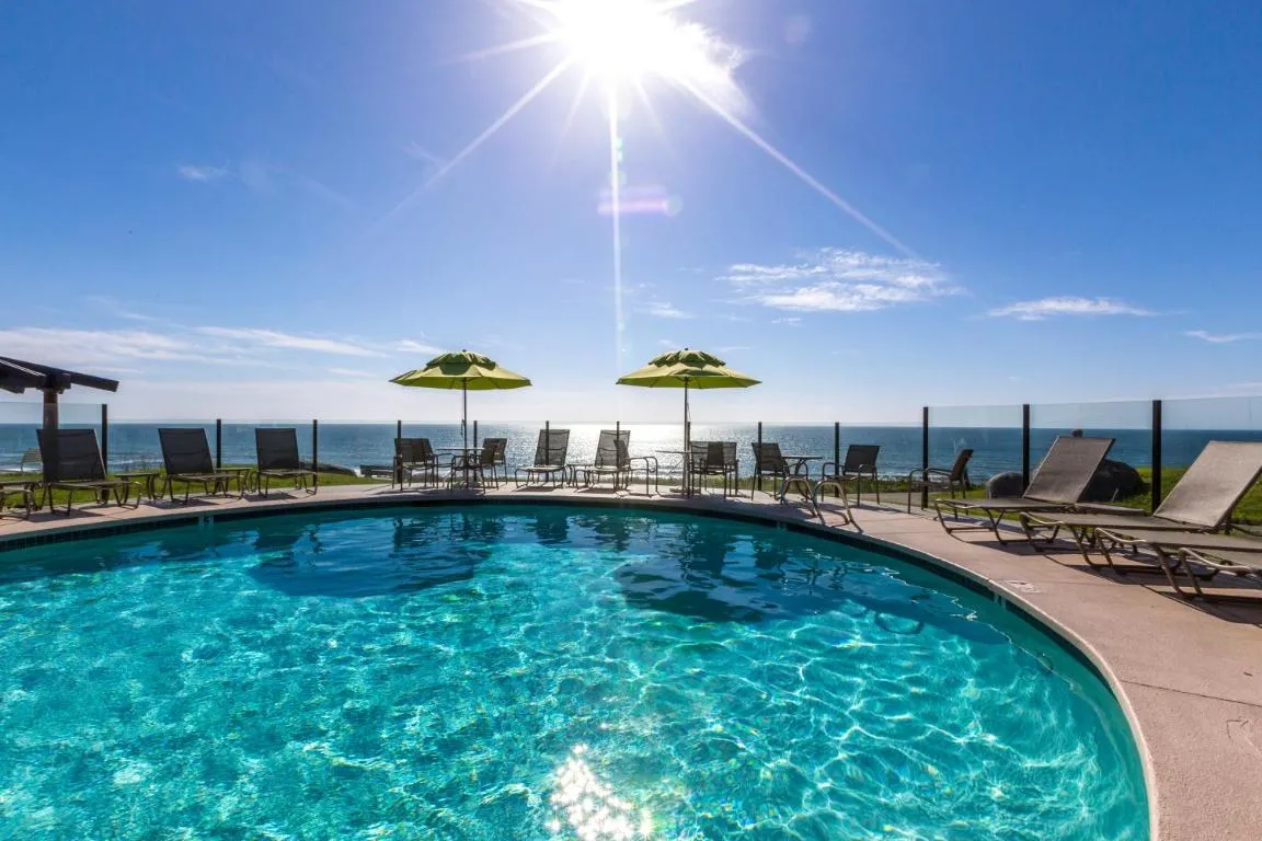 Image of Wave Crest Resort