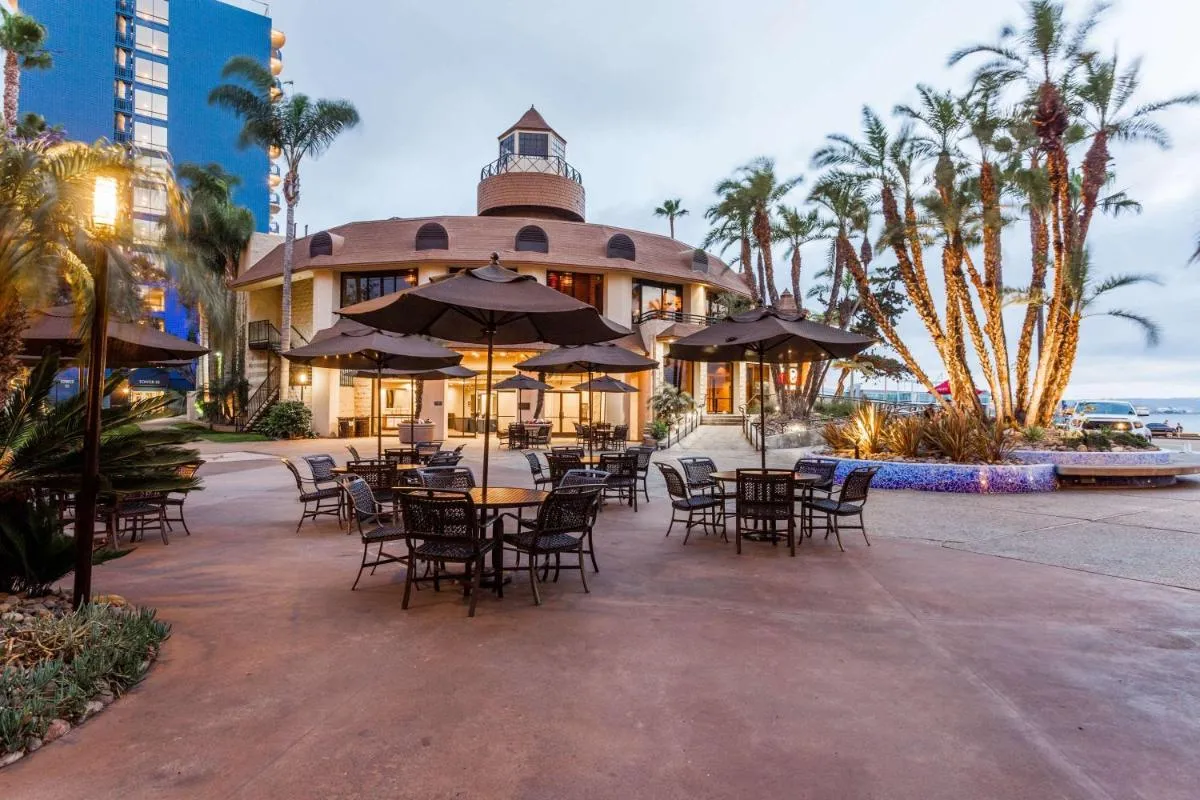 Image 4 of Wyndham San Diego Bayside