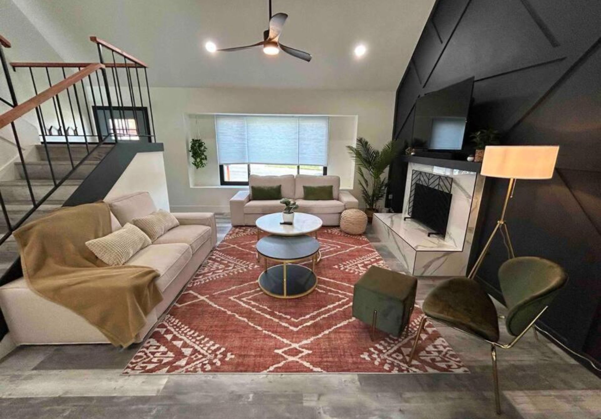 Luxurious Home – Gameroom – Cowboy Pool