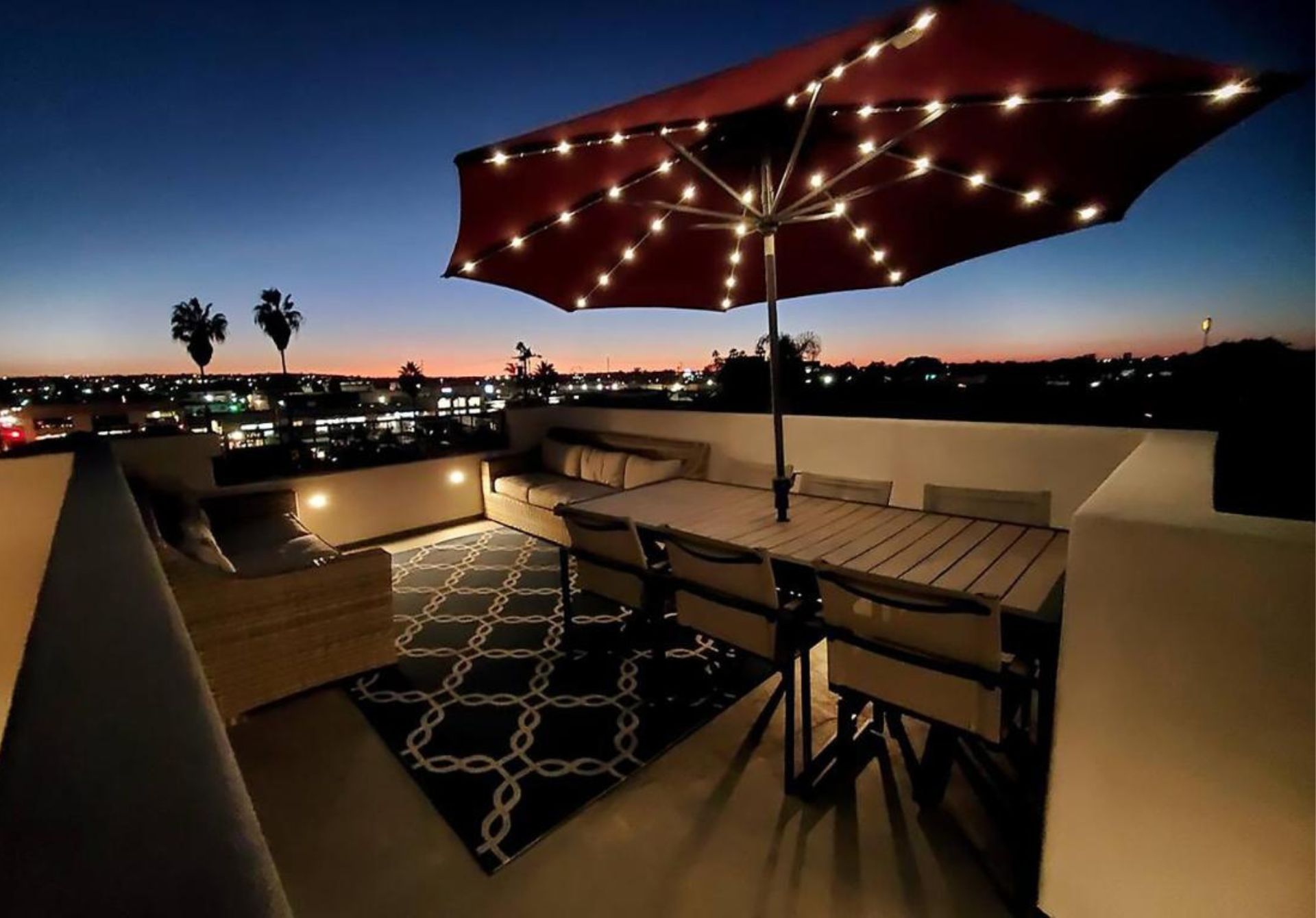 Modern Comfort, Prime Location, 360 Views, 4 BR Entire House